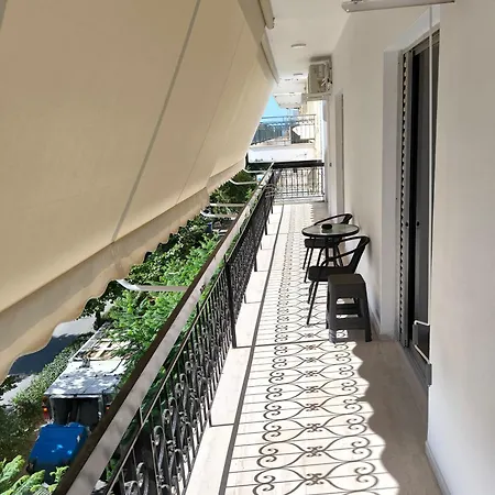 Family To Let Kalamata